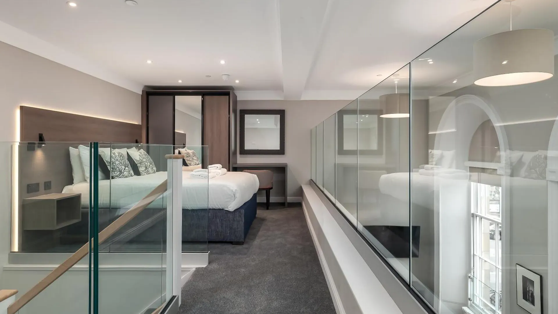 Destiny Scotland George IV Apartments Edinburgh 0*,  United Kingdom