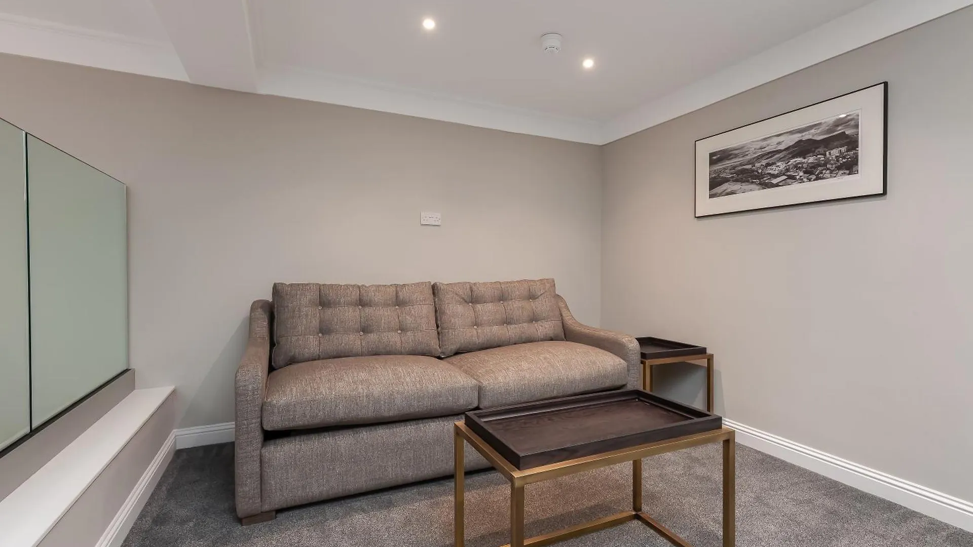 Destiny Scotland George IV Apartments Edinburgh