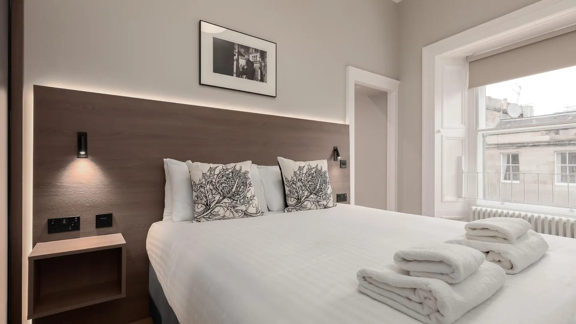 Destiny Scotland George IV Apartments Edinburgh