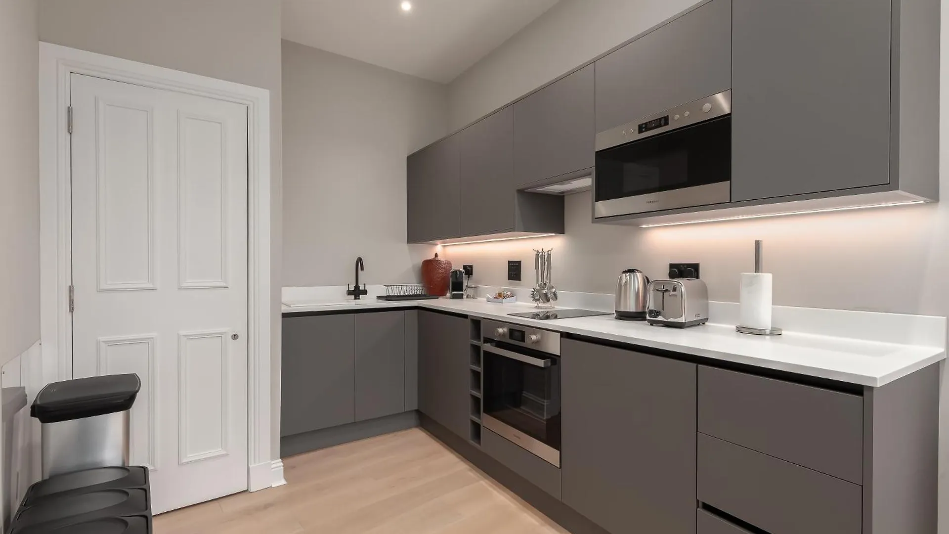 Destiny Scotland George IV Apartments Edinburgh United Kingdom