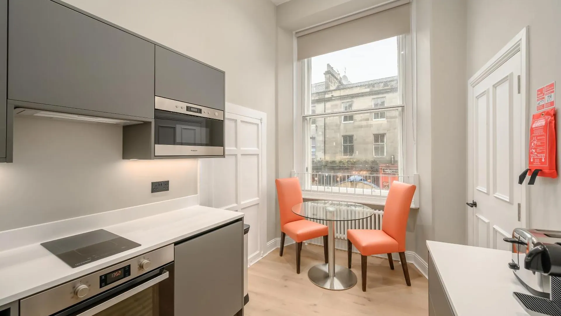Destiny Scotland George IV Apartments Edinburgh 0*,  United Kingdom