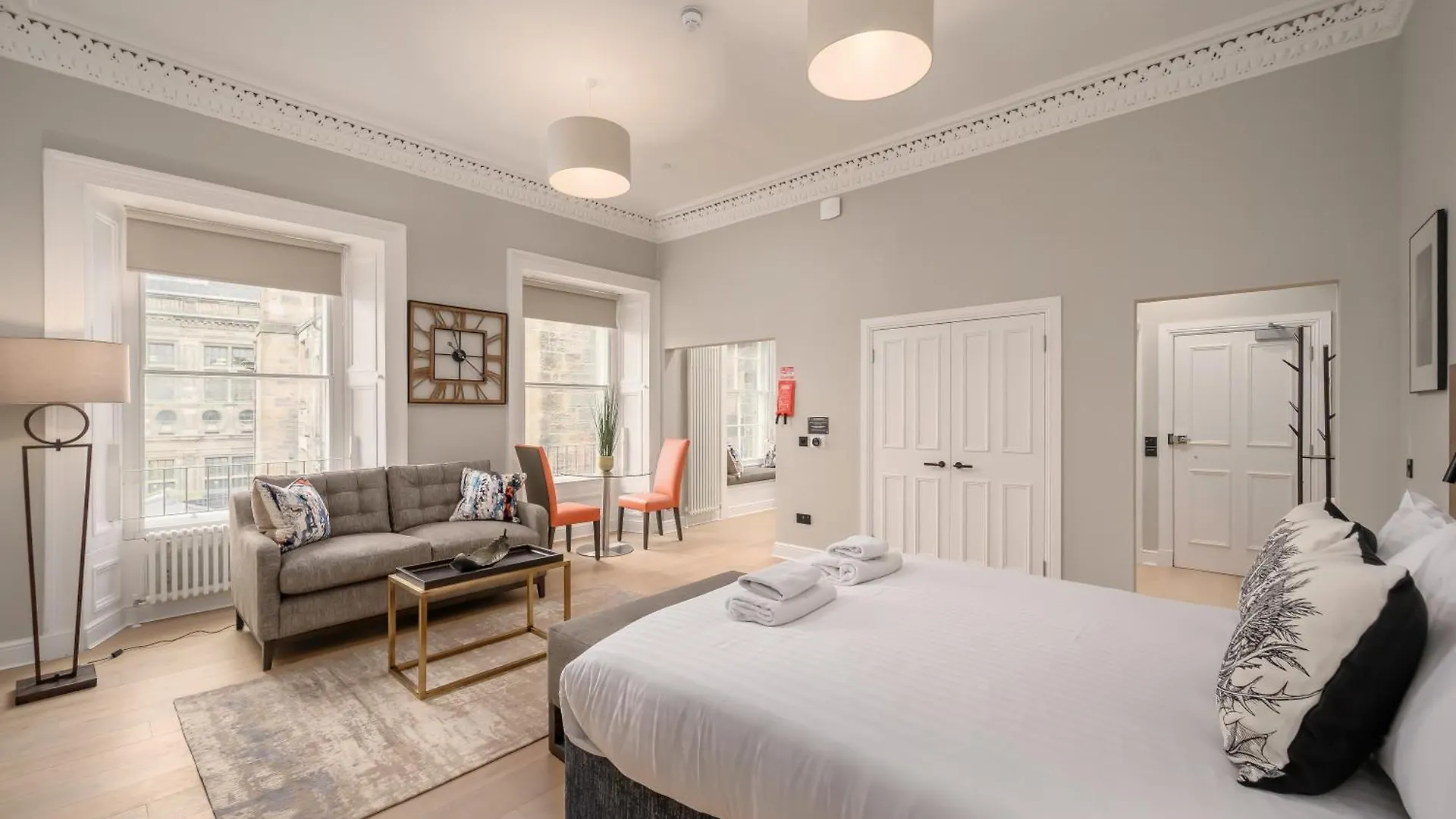 Destiny Scotland George IV Apartments Edinburgh 0*,