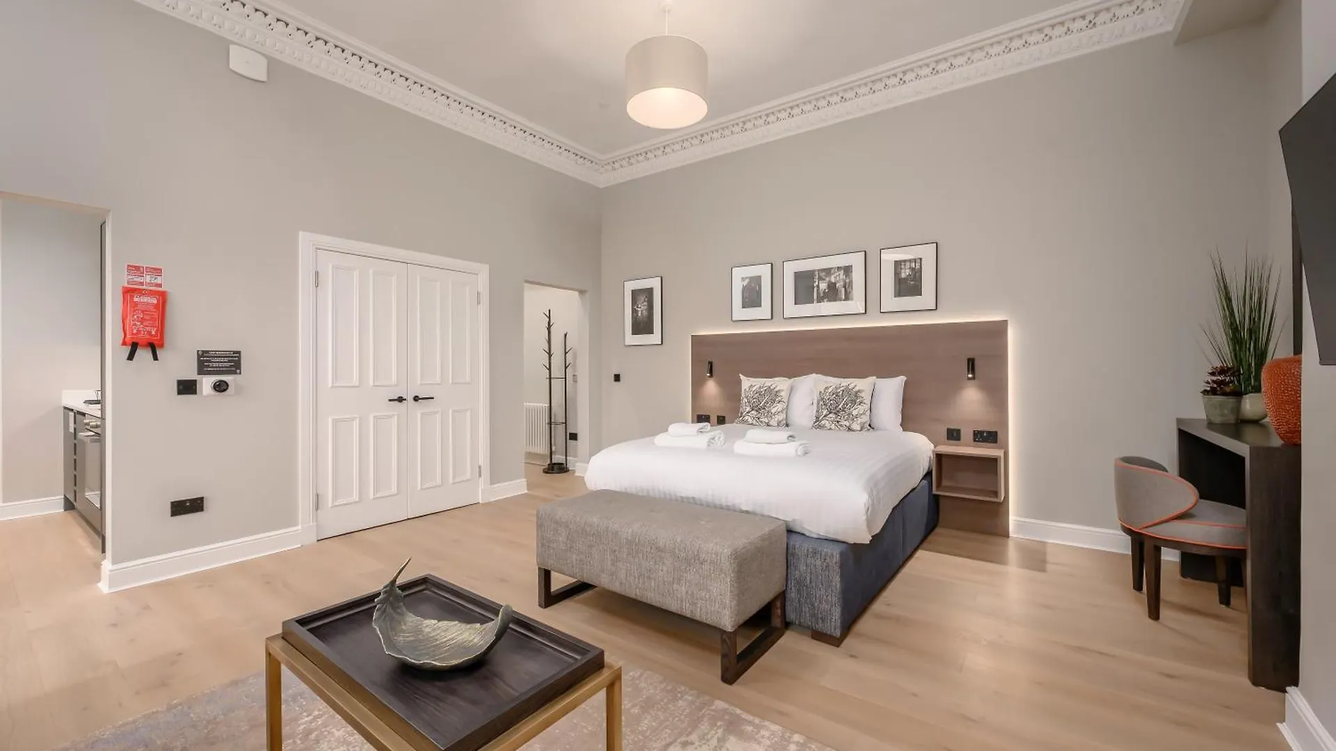 Destiny Scotland George IV Apartments Edinburgh